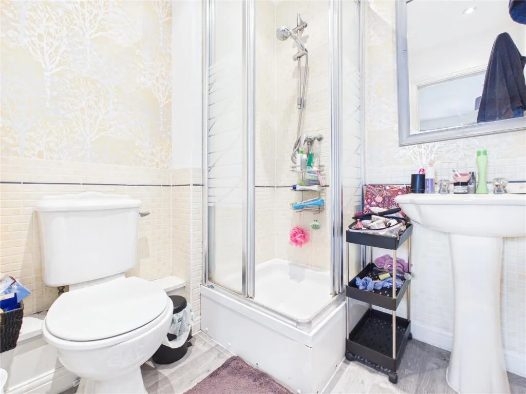 4 bedroom terraced house for rent
