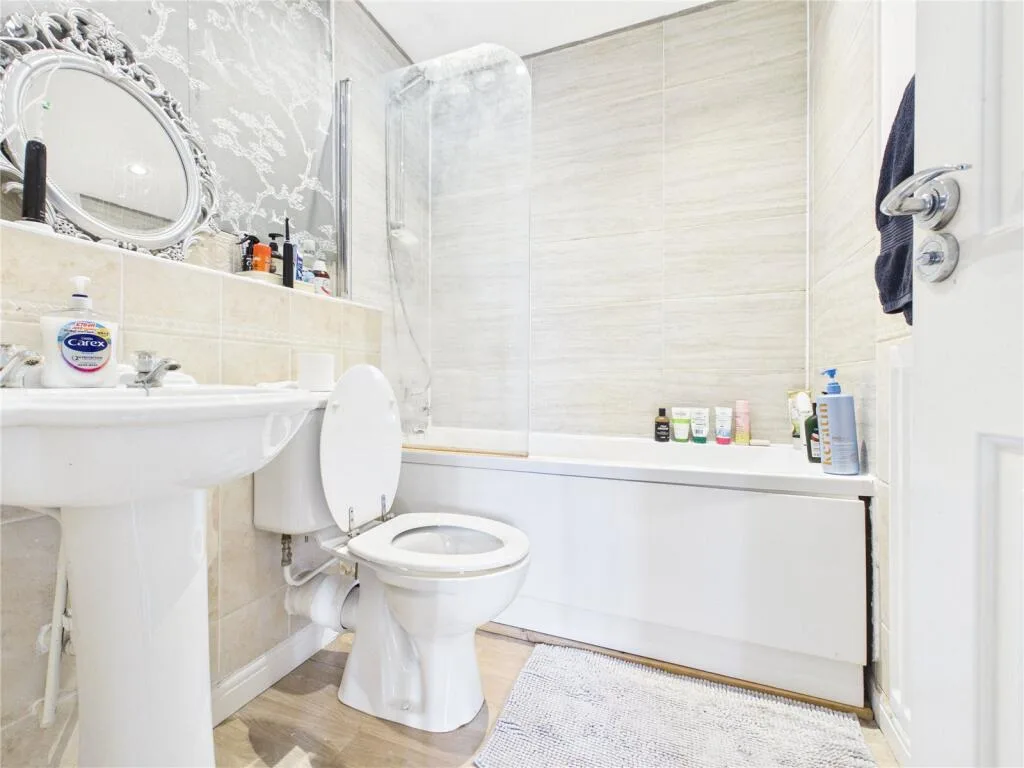 4 bedroom terraced house for rent