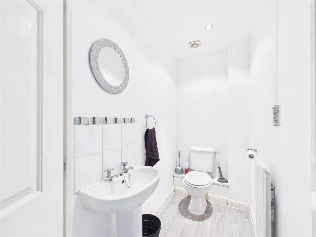 4 bedroom terraced house for rent