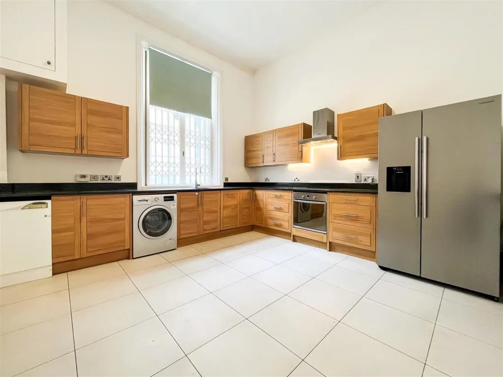 3 bedroom apartment for rent