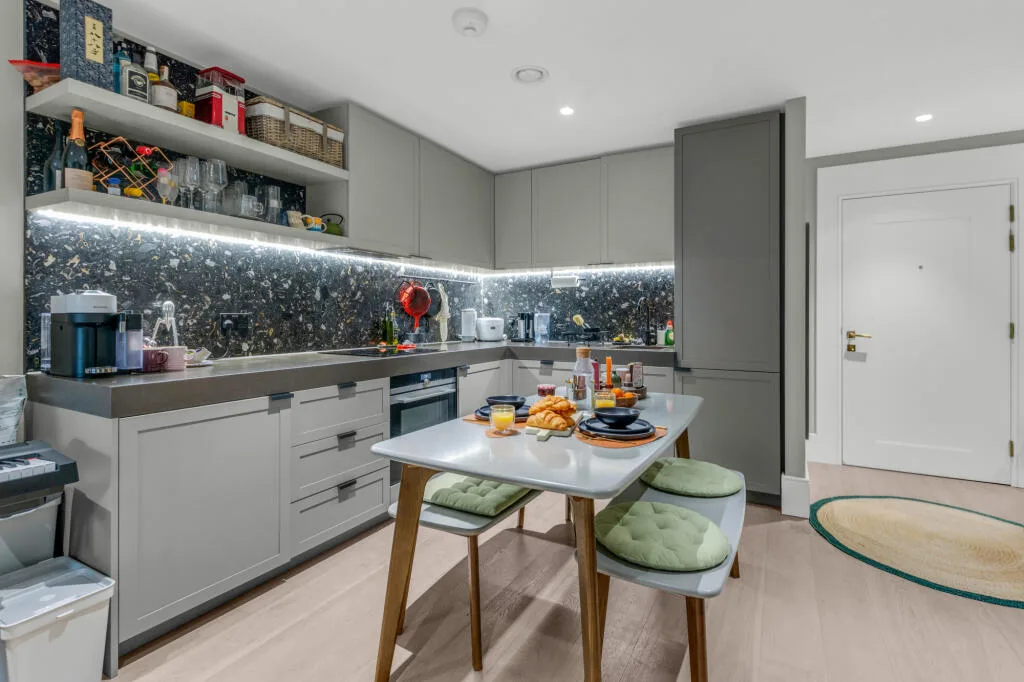 1 bedroom apartment for rent