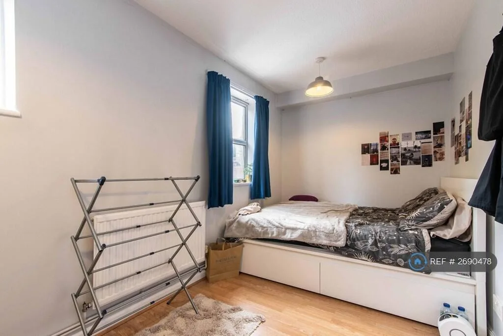 6 bedroom terraced house for rent