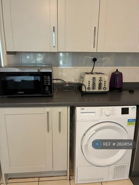 6 bedroom terraced house for rent