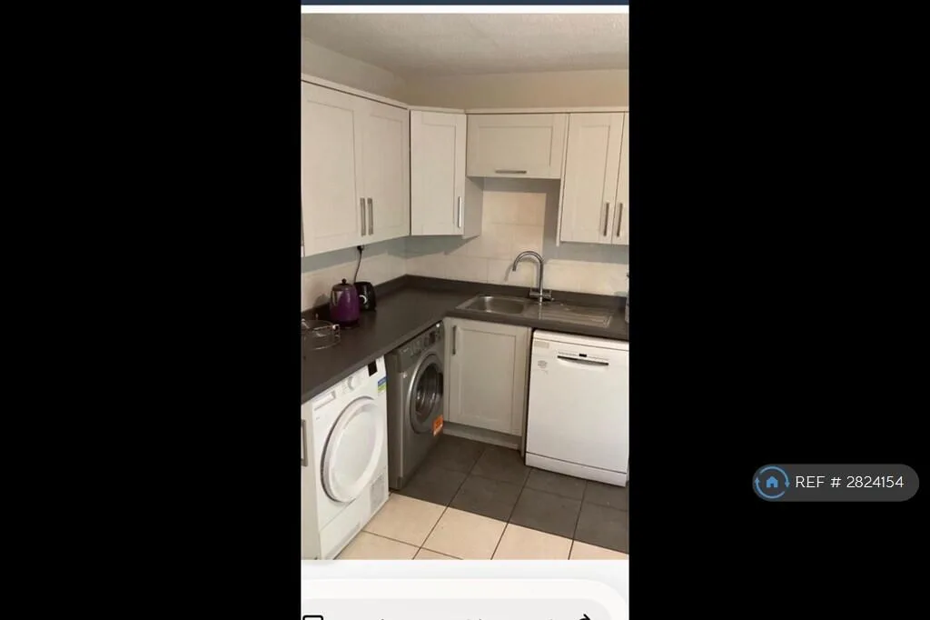 6 bedroom terraced house for rent