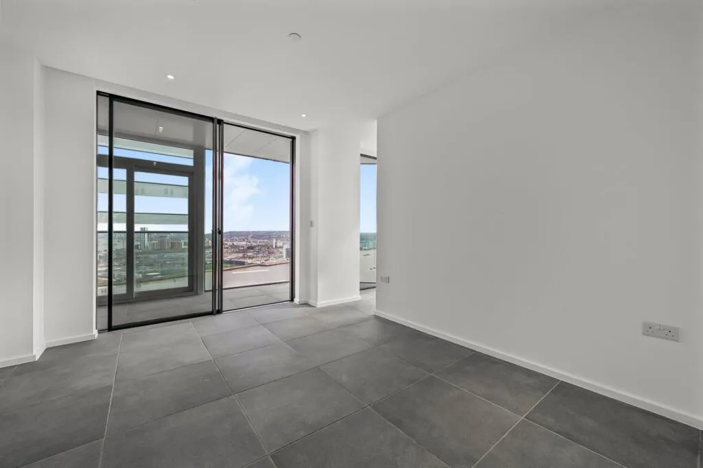 3 bedroom flat for rent