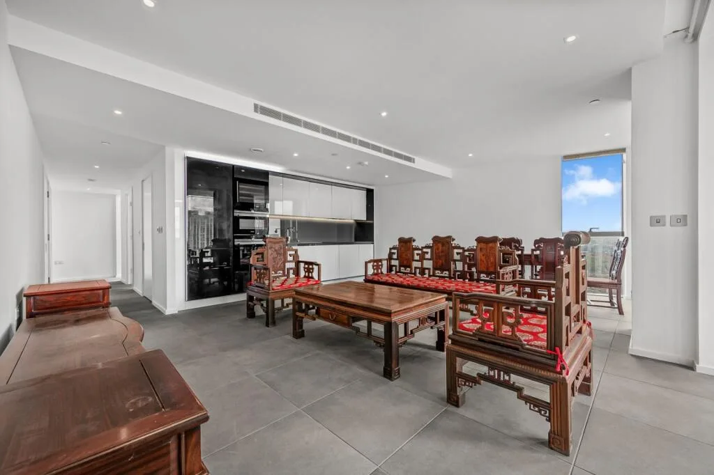 3 bedroom flat for rent