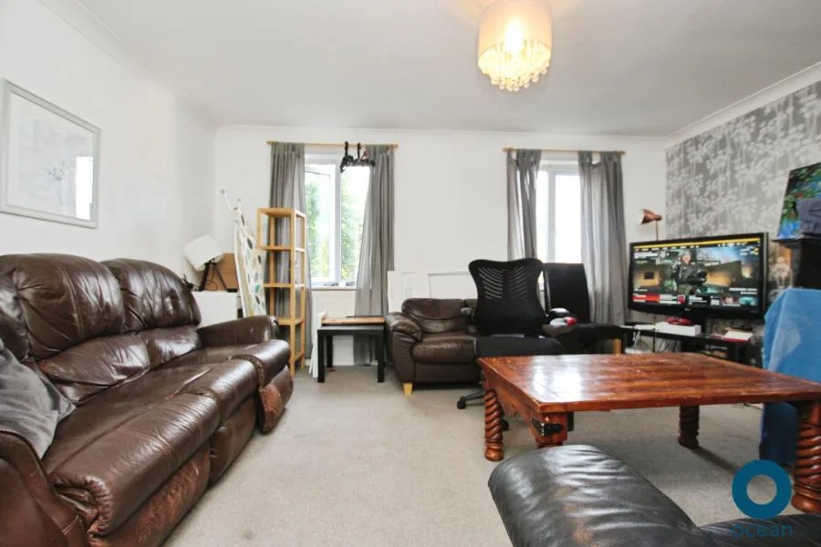 4 bedroom town house for rent