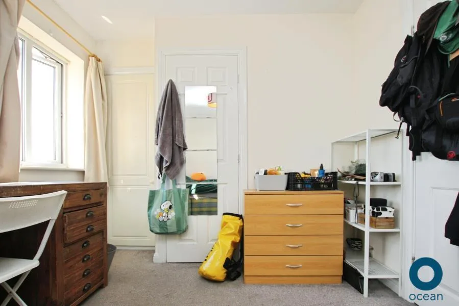 4 bedroom town house for rent