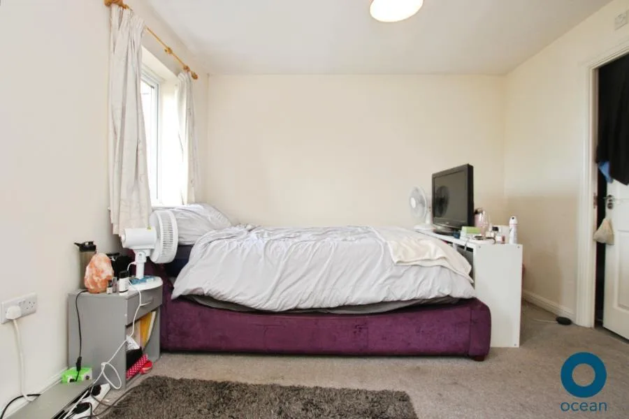 4 bedroom town house for rent