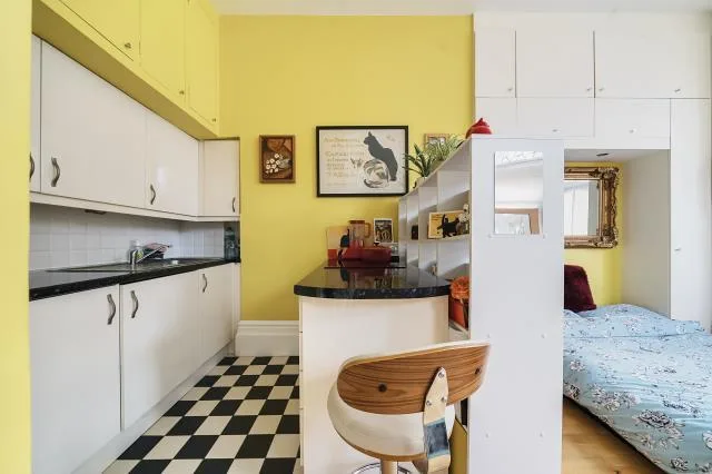 Studio flat for rent