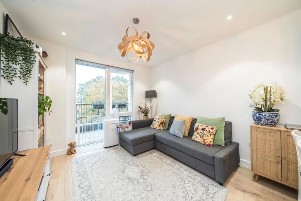 2 bedroom flat for rent