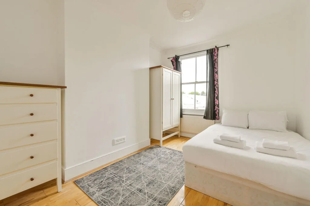 3 bedroom flat for rent
