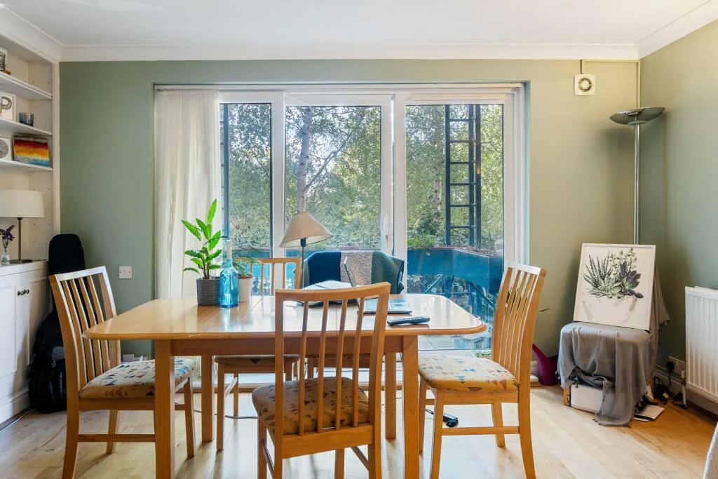 2 bedroom flat for rent