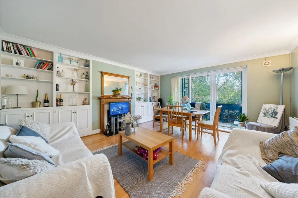 2 bedroom flat for rent