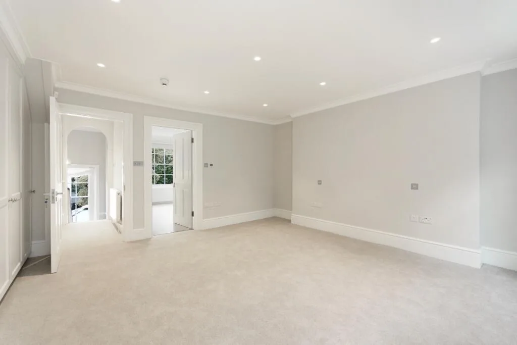 5 bedroom terraced house for rent