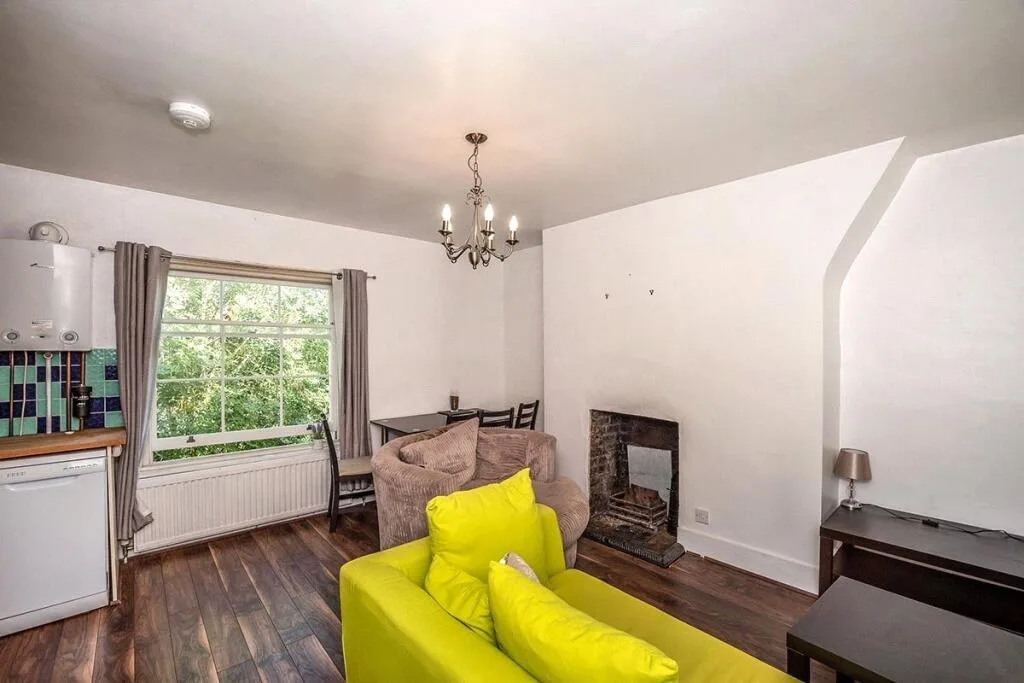 2 bedroom flat for rent