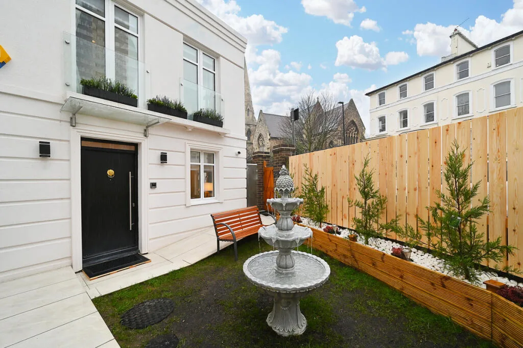 4 bedroom detached house for rent
