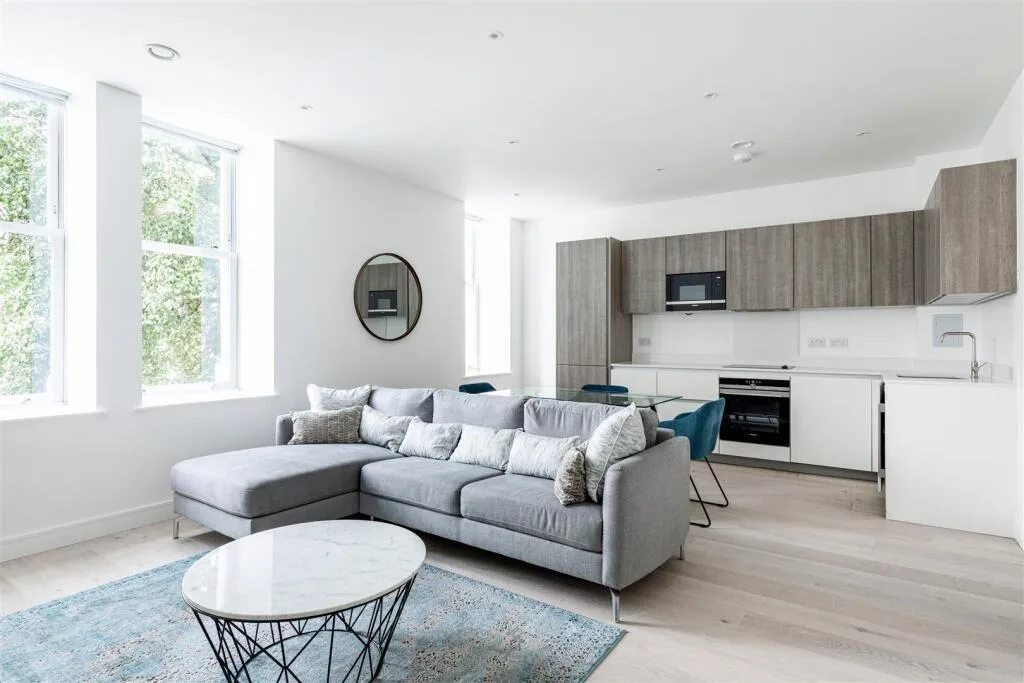 2 bedroom flat for rent