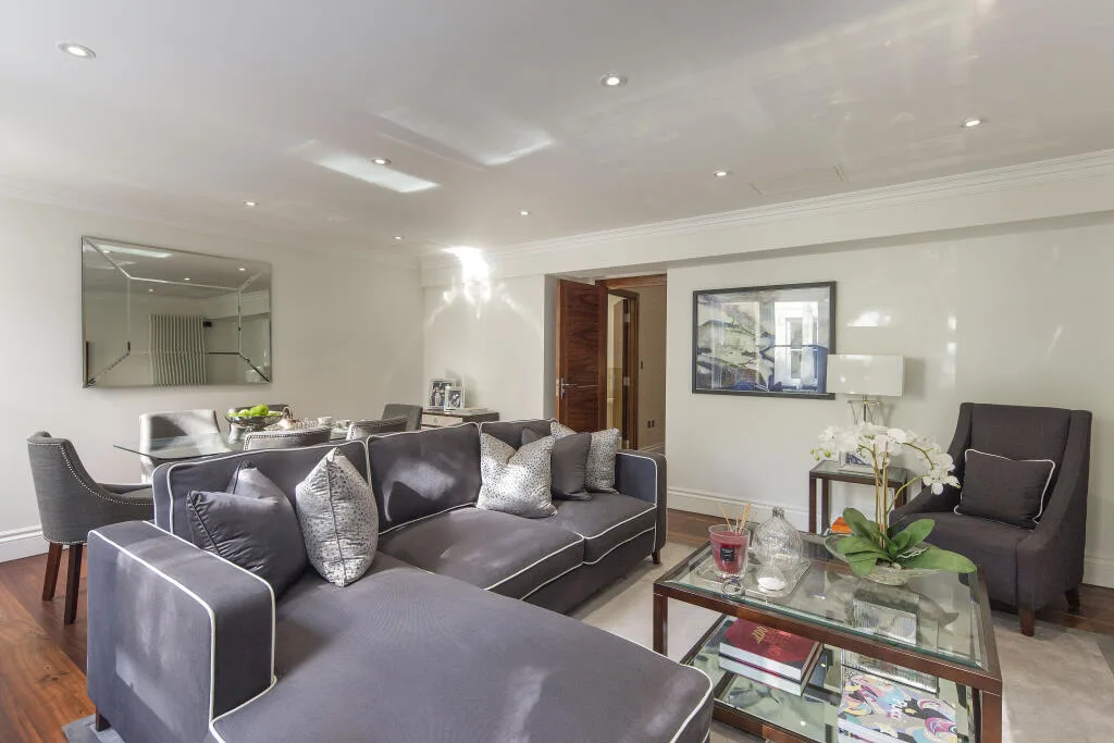 2 bedroom apartment for rent