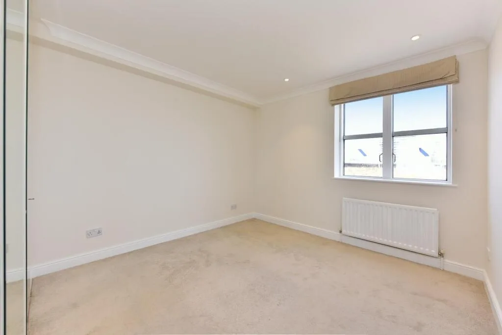 3 bedroom flat for rent