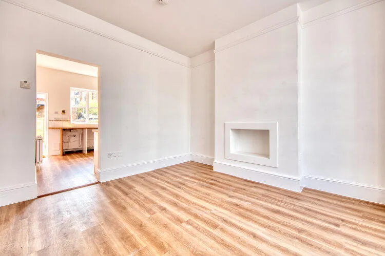 2 bedroom ground floor flat for rent