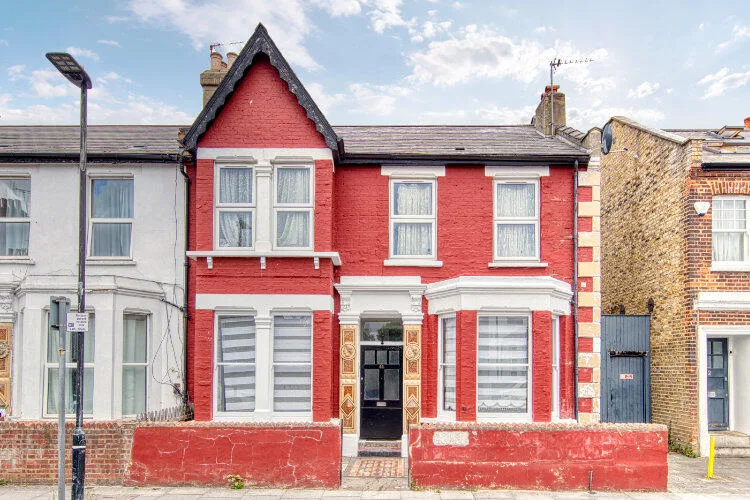 2 bedroom ground floor flat for rent