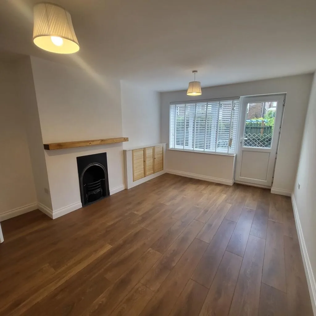 2 bedroom maisonette for rent