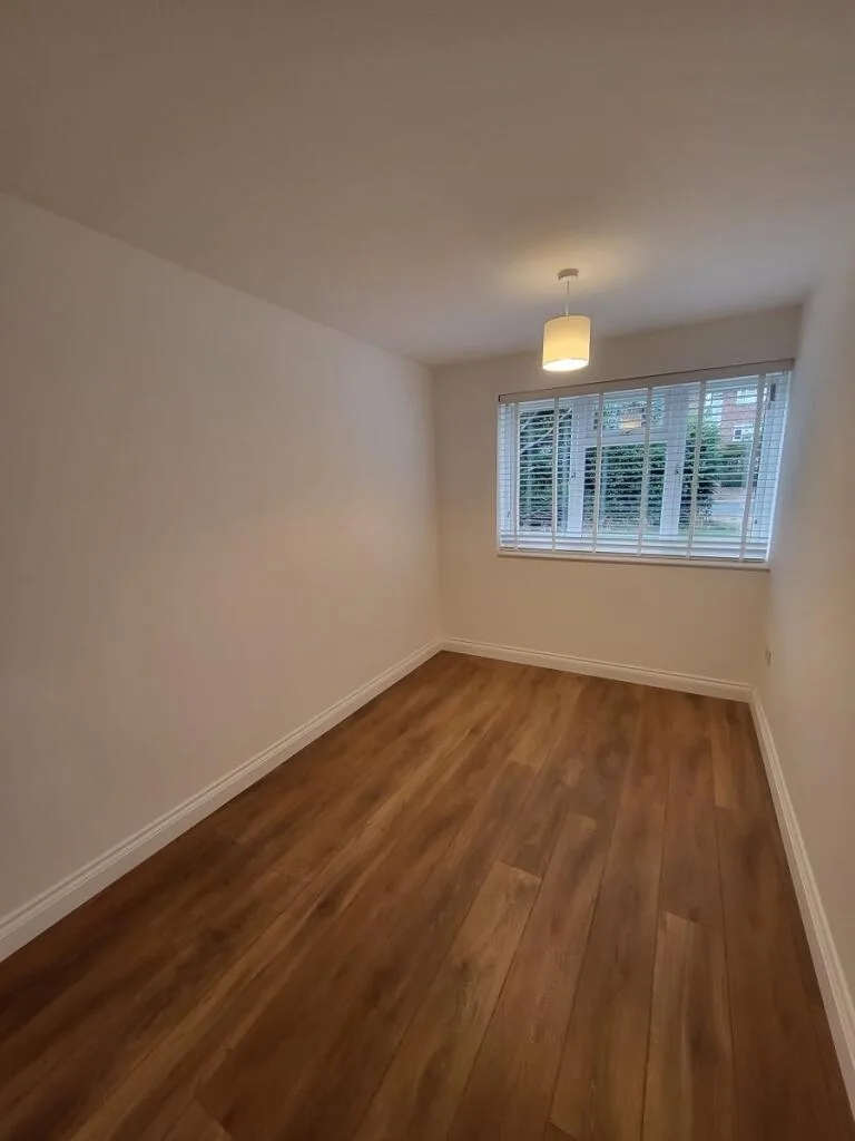 2 bedroom maisonette for rent