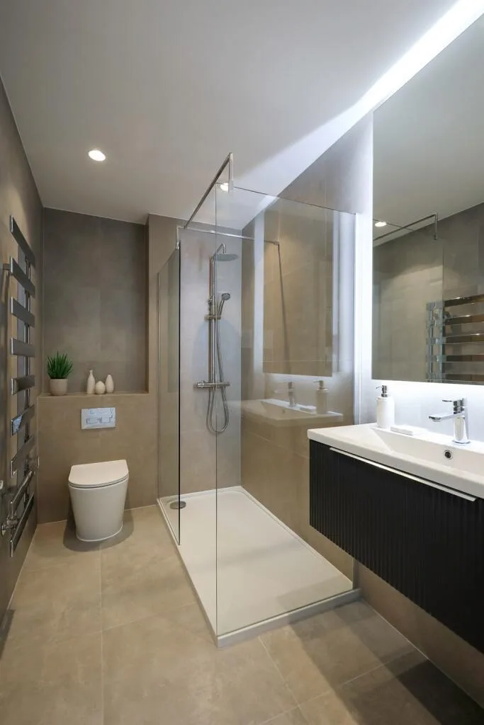 2 bedroom maisonette for rent