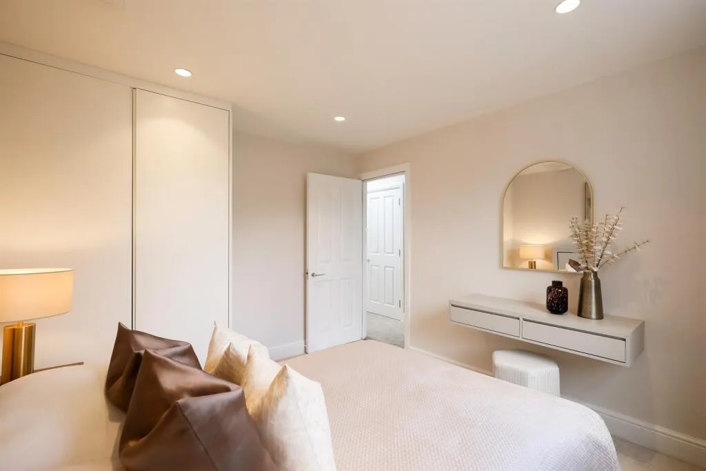 2 bedroom maisonette for rent