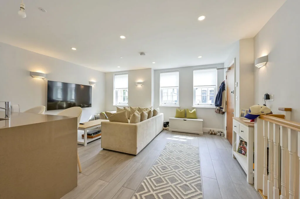 2 bedroom flat for rent
