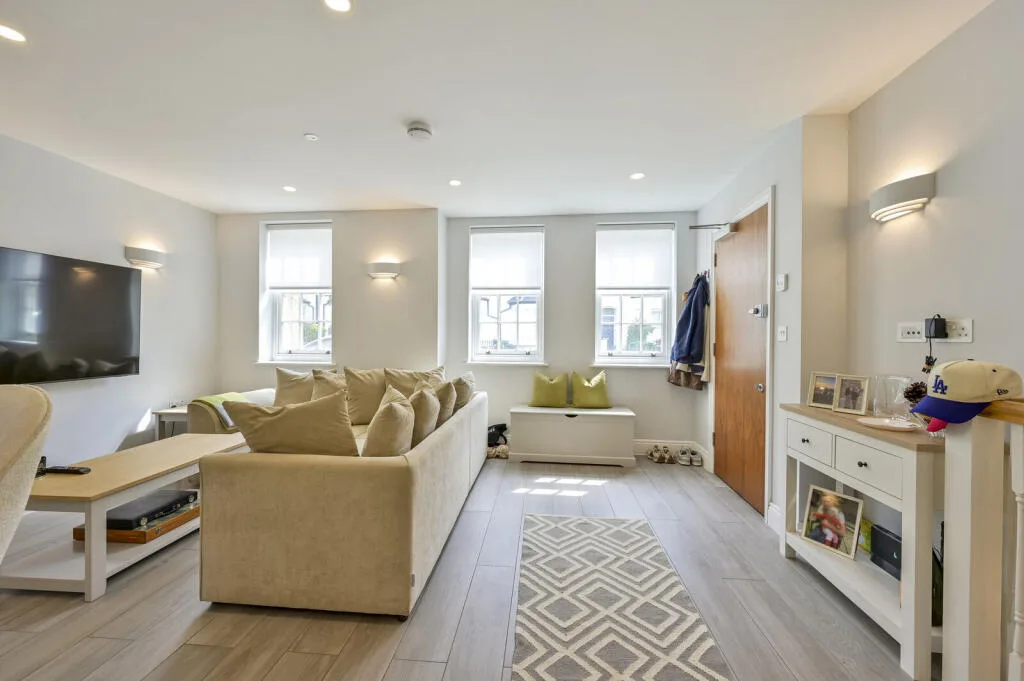 2 bedroom flat for rent