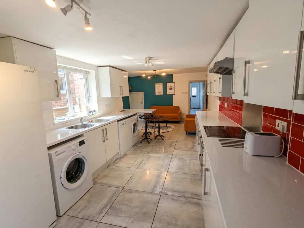 1 bedroom house for rent
