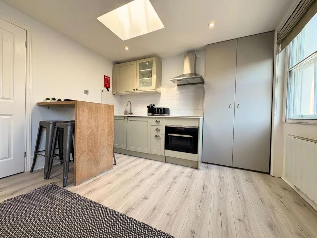 Studio flat for rent