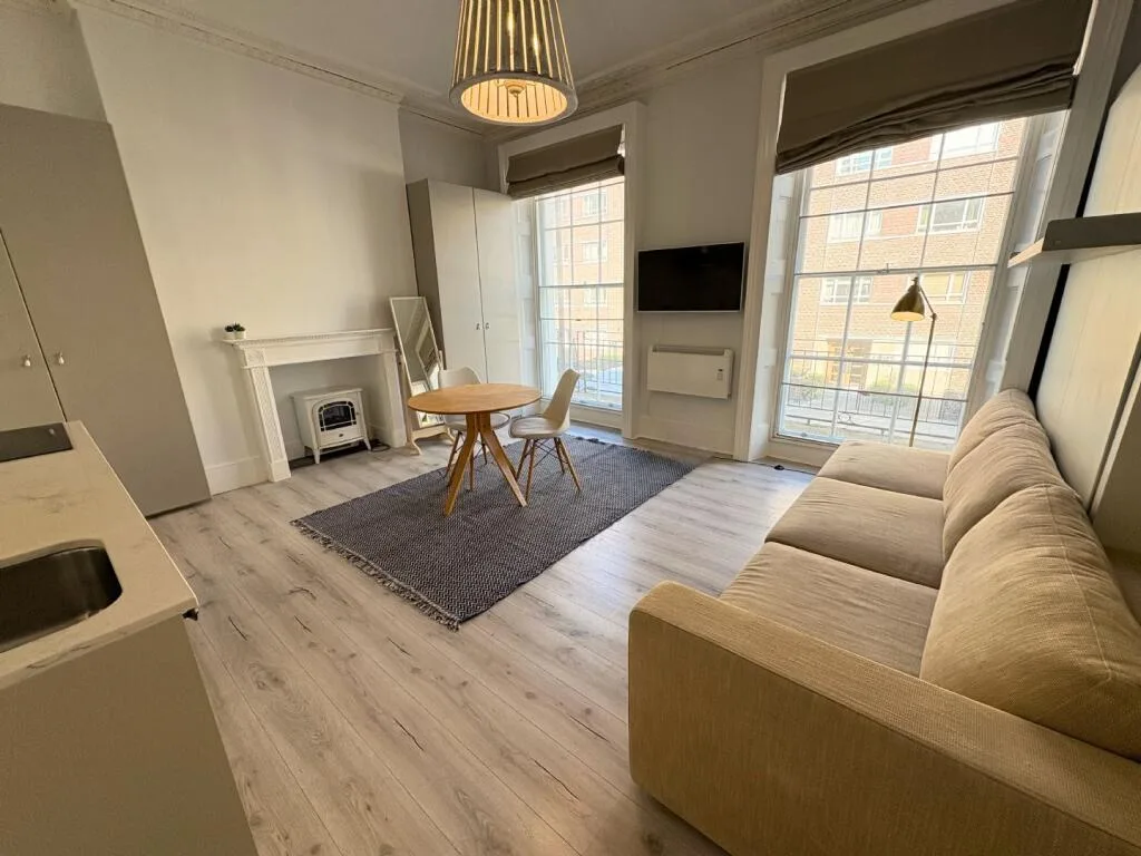 Studio flat for rent