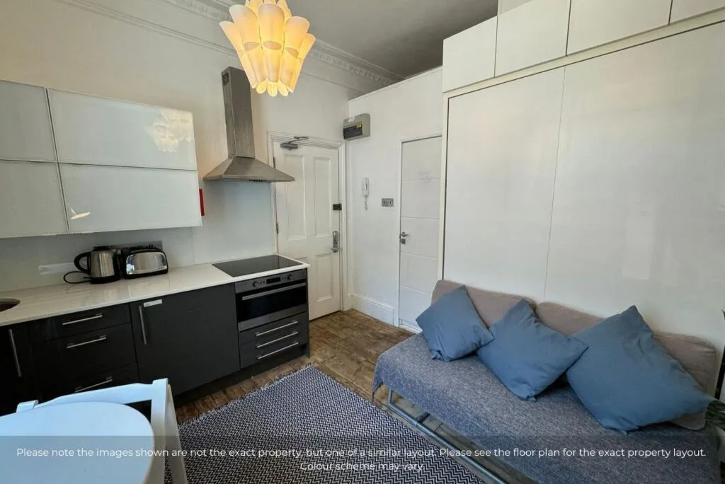 Studio flat for rent