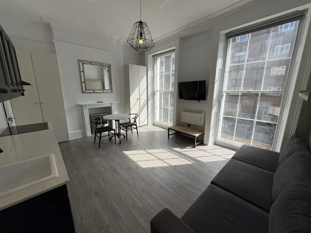 Studio flat for rent
