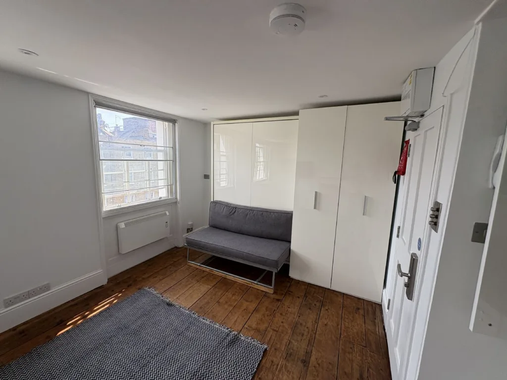 Studio flat for rent