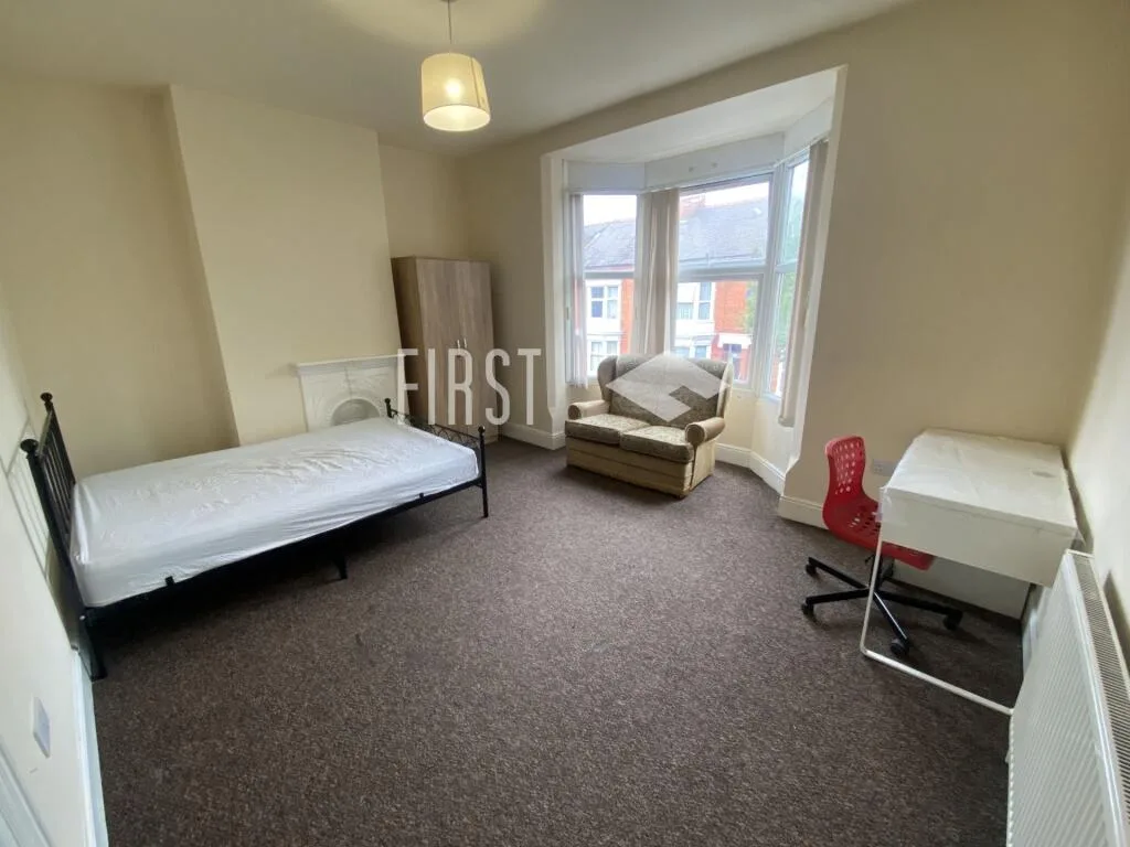 4 bedroom terraced house for rent