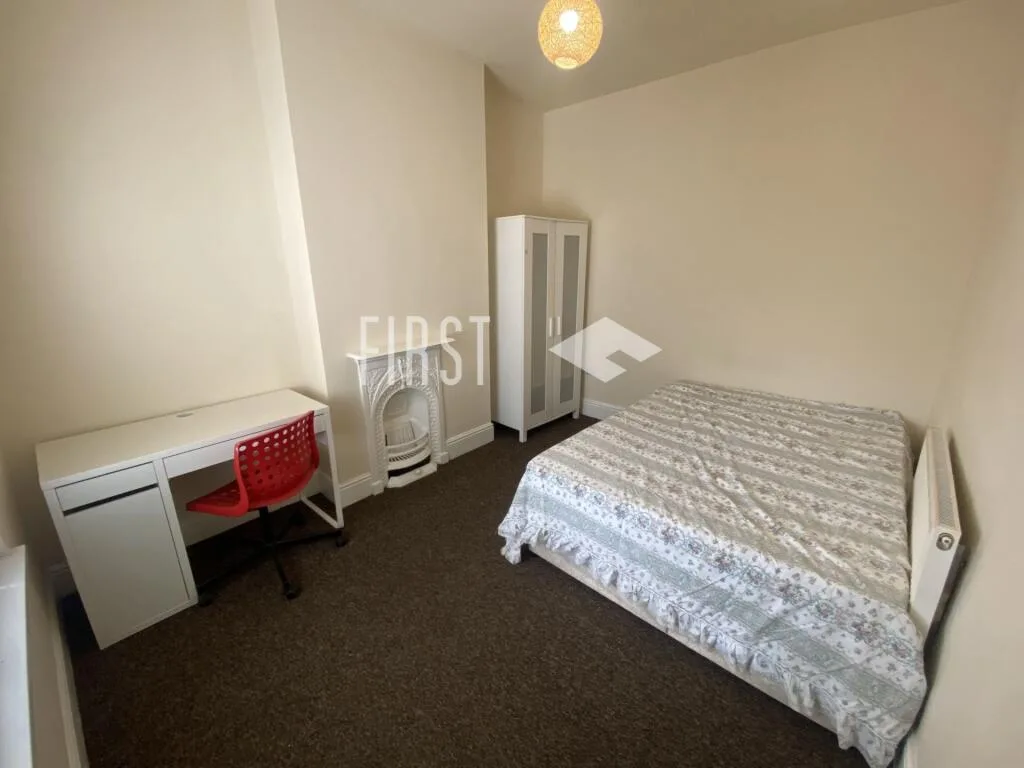 4 bedroom terraced house for rent
