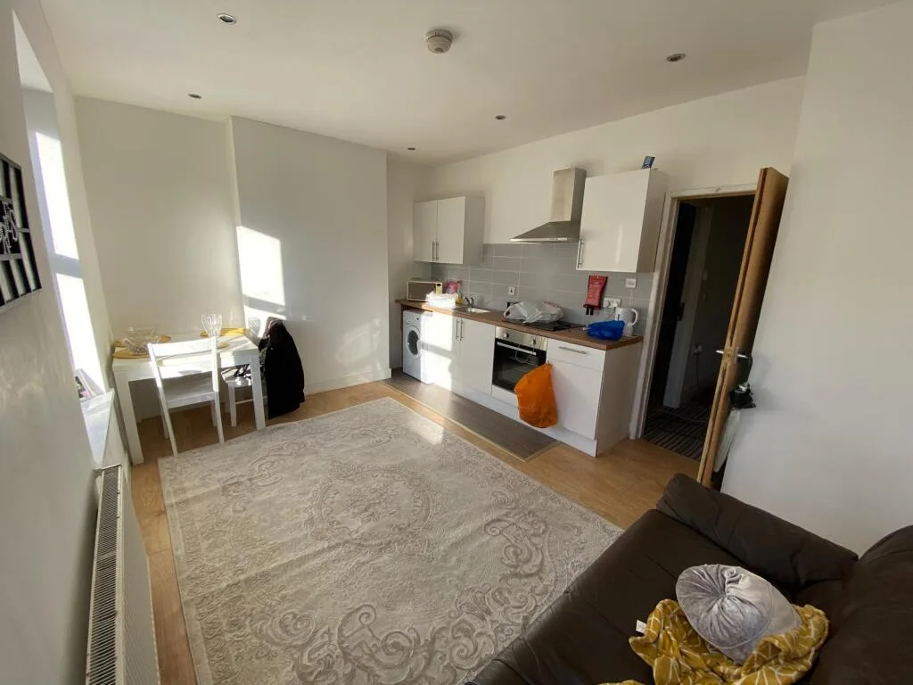 2 bedroom flat for rent
