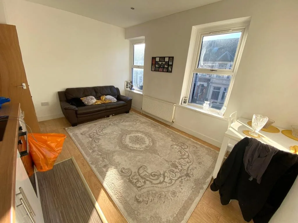 2 bedroom flat for rent