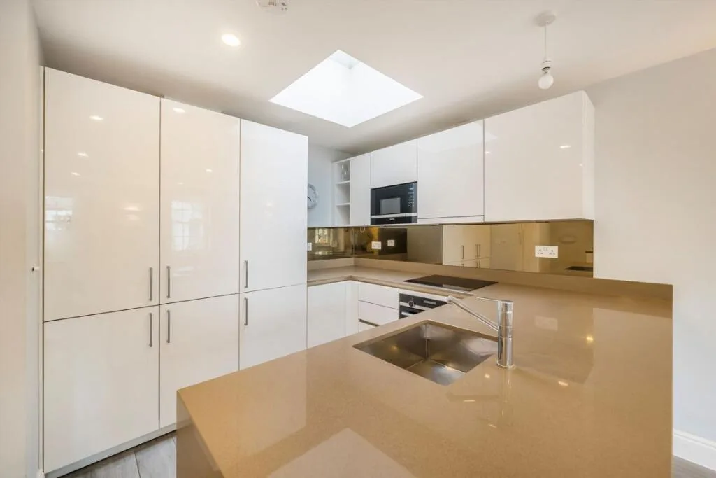 2 bedroom flat for rent