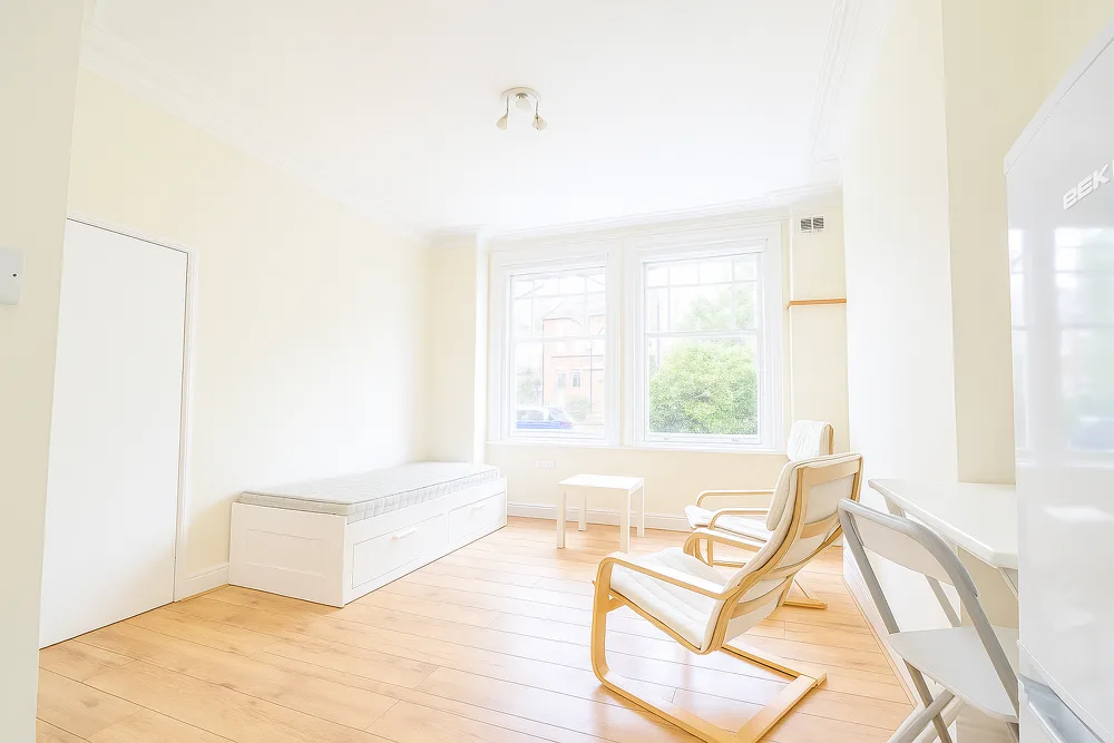Studio flat for rent
