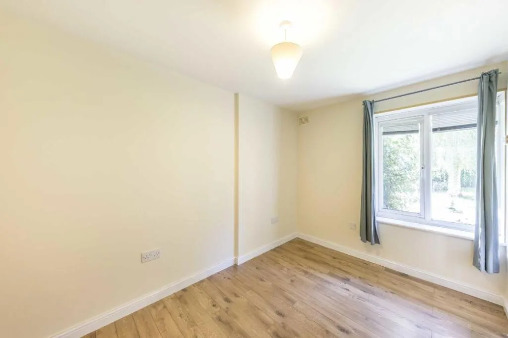 1 bedroom maisonette for rent