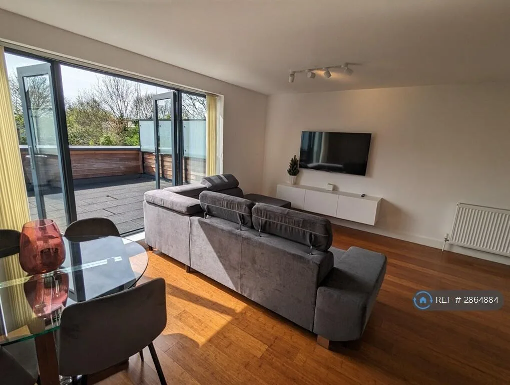 2 bedroom flat for rent