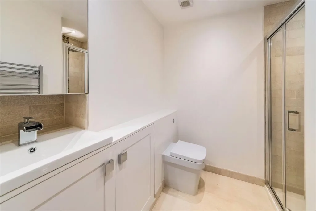 2 bedroom duplex for rent