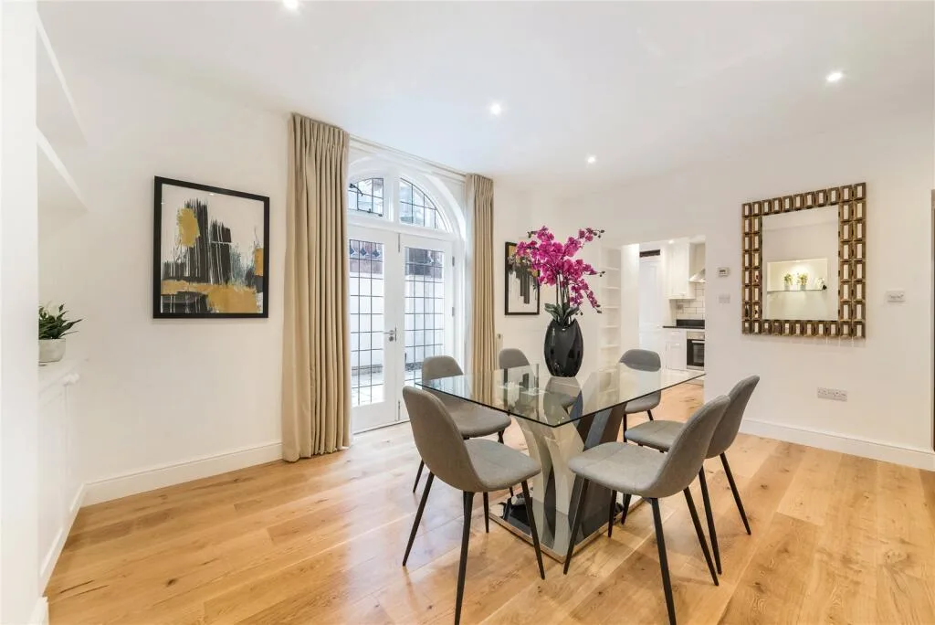 2 bedroom duplex for rent