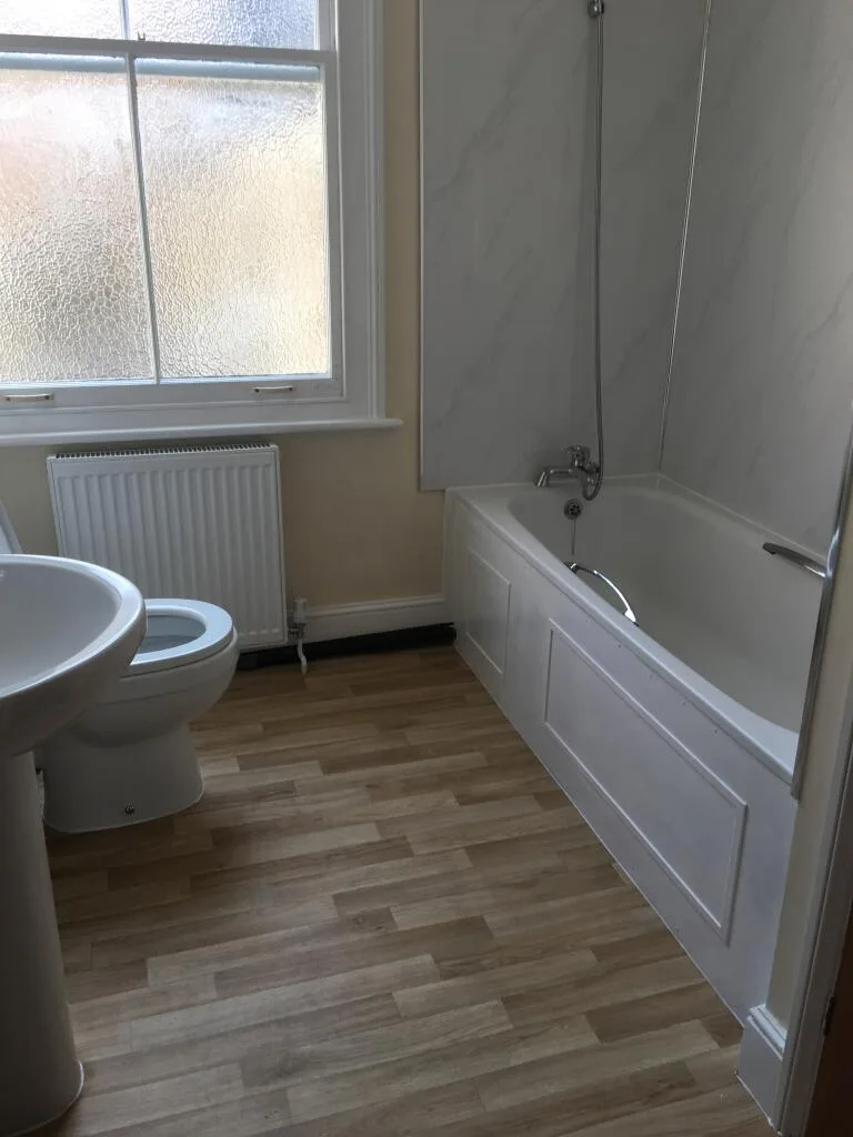 1 bedroom end of terrace house for rent