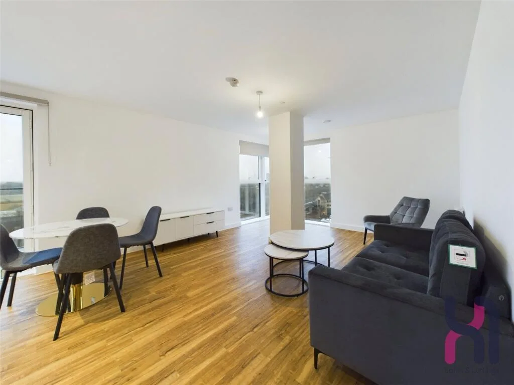 3 bedroom flat for rent